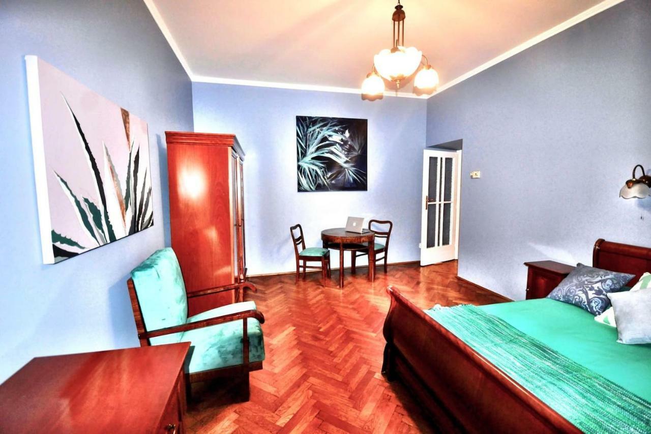 Fine Art Luxury In The Old Town Absolute Center Apartament Kraków